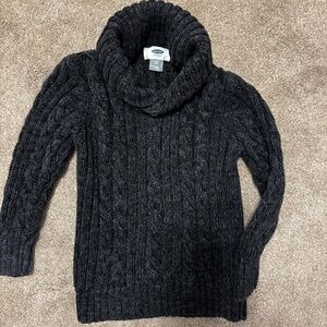 Old Navy sweater